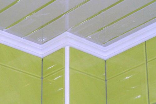 Как запилить потолочный плинтус. Резка углов 04 Как запилить потолочный плинтус. Резка углов 04