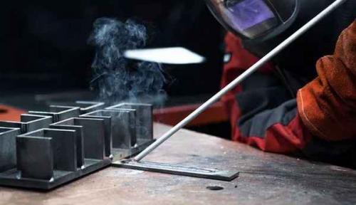 Как научиться варить инвертором.. Уроки сварки инвертором для начинающих