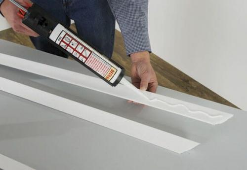 Как клеить потолочный плинтус правильно. Клей для потолочного плинтуса: как выбрать и наносить 16