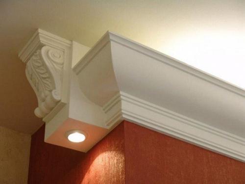 Как клеить потолочный плинтус в углах без стусла. Материалы для изготовления потолочного плинтуса