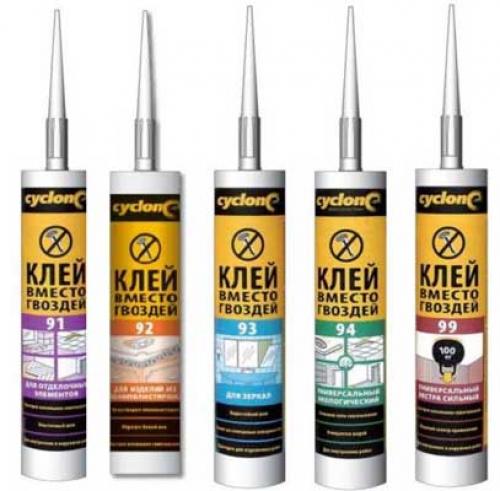 Акриловая шпаклевка для потолочных плинтусов. Клей для плинтусов потолочных