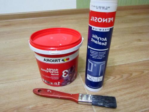 Как клеить широкий потолочный плинтус