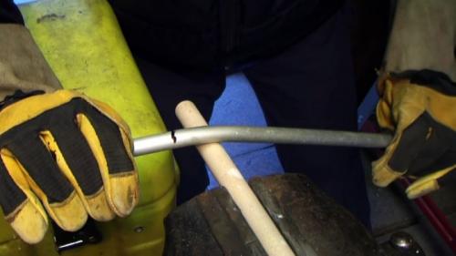 Как согнуть трубу подручными средствами. Технология гибки труб