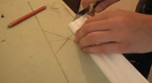 Как резать плинтус торцовочной пилой. Несколько слов об инструментах и материалах