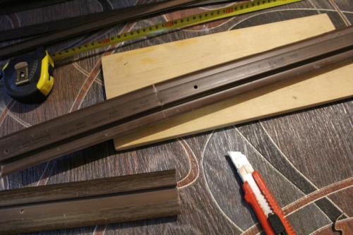 Полезные советы по установке напольных плинтусов. Как правильно крепить напольный пластиковый плинтус