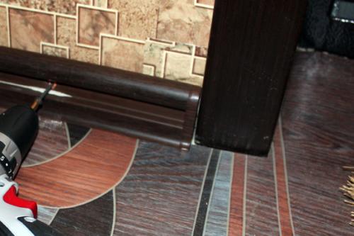 Полезные советы по установке напольных плинтусов. Как правильно крепить напольный пластиковый плинтус