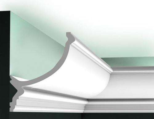 Как отрезать вогнутый потолочный плинтус. На какие характеристики стоит обратить внимание при выборе