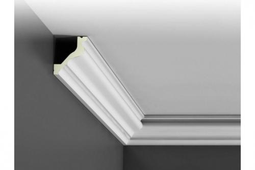 Как отрезать вогнутый потолочный плинтус. На какие характеристики стоит обратить внимание при выборе