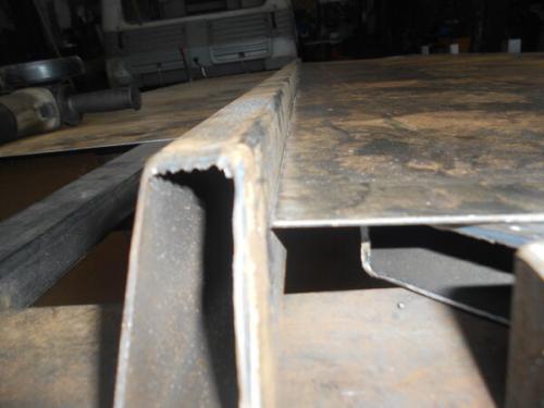 Как правильно и безопасно резать металл болгаркой. Как легко и точно резать листовой металл болгаркой