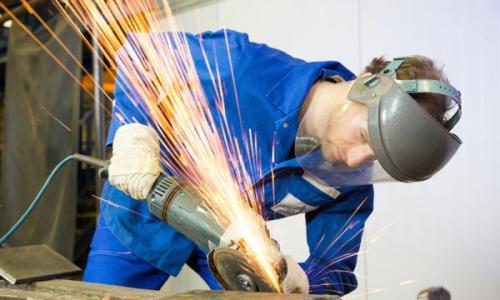 Защита при работе с болгаркой. Лучший способ защитить лицо во время работ с болгаркой