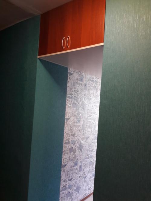 Плинтус и наличник одного цвета. помогите с цветом плинтуса!