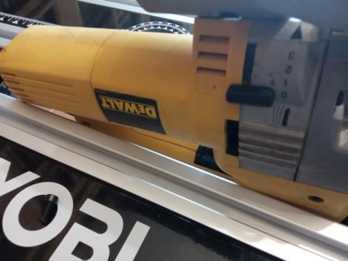 Лобзик пилит под углом, как исправить. Как износ и качественная сборка влияют на кривизну распила 01 Лобзик пилит под углом, как исправить. Как износ и качественная сборка влияют на кривизну распила 01