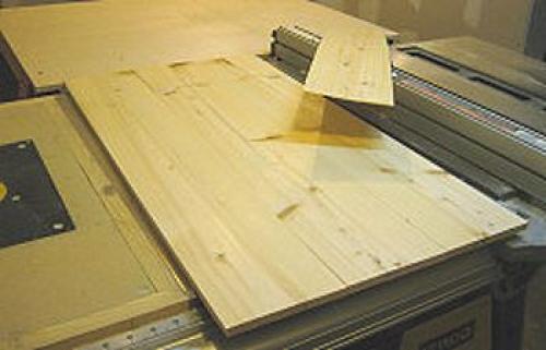 Как ровно отпилить доску вдоль. Распилить доски