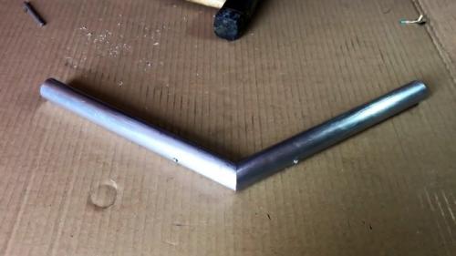 Как отрезать и соединить трубу под любым углом без.. Процесс соединения труб без сварки