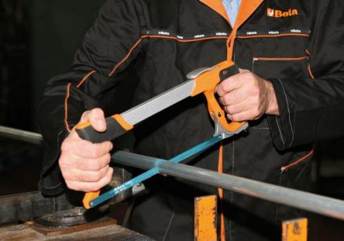 Как ровно отпилить брус ножовкой. Как ровно отпилить доску простой ножовкой