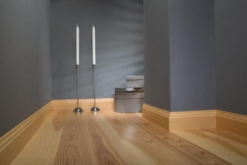 Как подобрать плинтус для пола. Как правильно выбрать цвет плинтуса для пола 01 Как подобрать плинтус для пола. Как правильно выбрать цвет плинтуса для пола 01