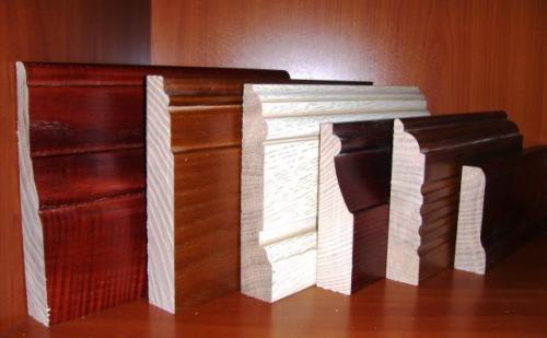 Как подобрать плинтус к линолеуму. Плинтус для линолеума: выбор материала, правильная укладка покрытия