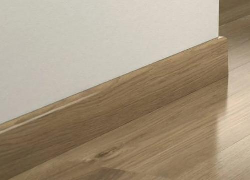 Какой плинтус лучше выбрать для пола. По способу крепления к стене и наличию кабель-канала делятся на виды: 12 Какой плинтус лучше выбрать для пола. По способу крепления к стене и наличию кабель-канала делятся на виды: 12