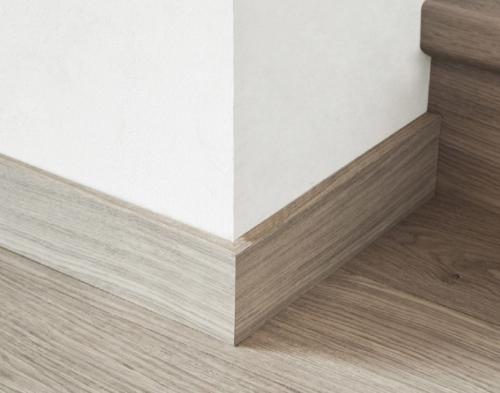 Какой плинтус лучше выбрать для пола. По способу крепления к стене и наличию кабель-канала делятся на виды: 15 Какой плинтус лучше выбрать для пола. По способу крепления к стене и наличию кабель-канала делятся на виды: 15