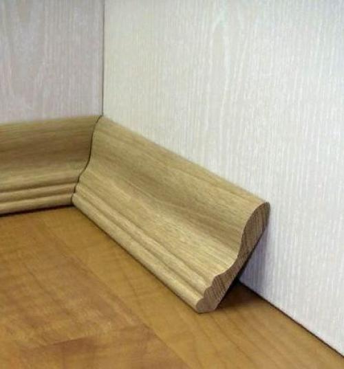 Современные плинтуса для ламината. Как выбрать плинтус