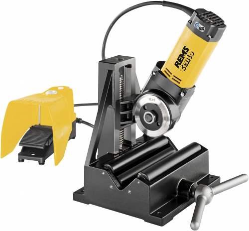 Как ровно отрезать пнд трубу. Чем резать трубу ПНД?