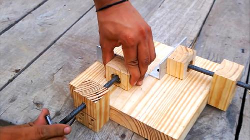 Угловая струбцина своими руками. Изготавливаем угловую струбцину пошагово