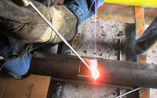 Сварка неповоротных стыков труб полуавтоматом. Технология сварки