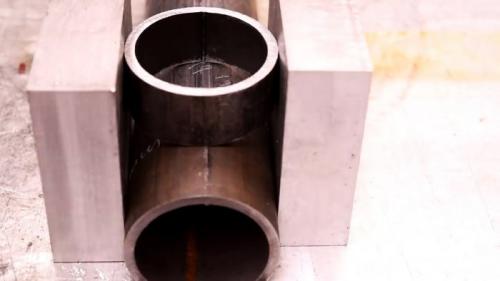 Как сварить две трубы т образно. Процесс подготовки и соединения труб