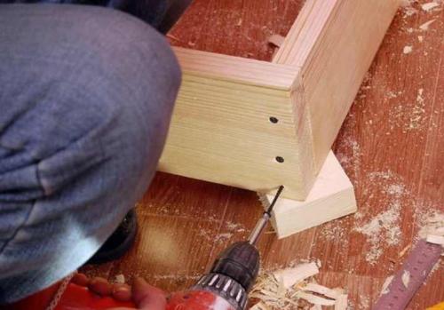 Сборка дверной коробки по.  Как собирается коробка межкомнатной двери