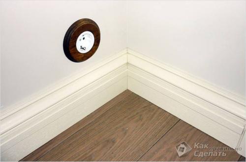 Особенности выбора плинтуса под ламинат. По материалу 01