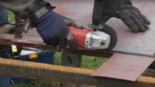 Распил алюминия болгаркой. Болгарки