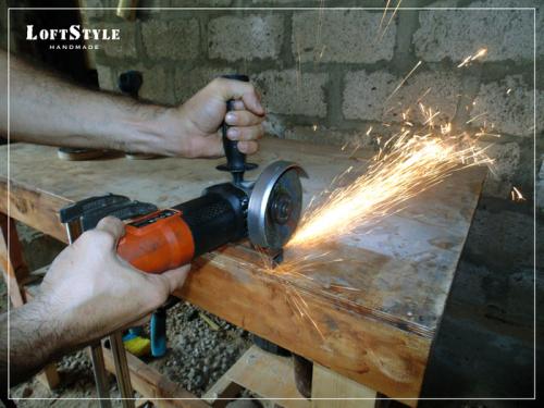 Как правильно резать болгаркой на себя или от себя. Почему миллионы людей режут искрами от себя и чем им это грозит?