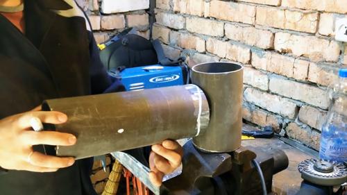 Врезка труб разного диаметра. Воротниковый способ заварки врезки труб разных диаметров