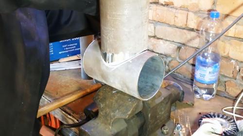 Врезка труб разного диаметра. Воротниковый способ заварки врезки труб разных диаметров