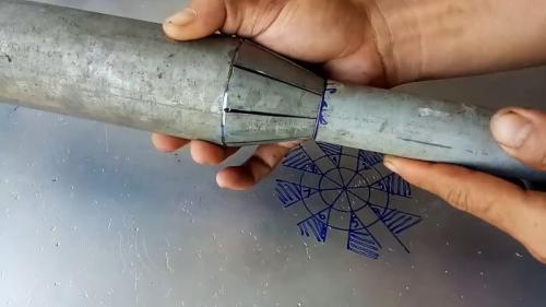 Сварка труб разного диаметра. Процесс соединения двух металлических труб разного диаметра в отсутствии фитингов