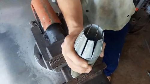 Сварка труб разного диаметра. Процесс соединения двух металлических труб разного диаметра в отсутствии фитингов