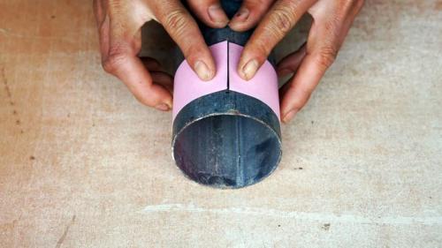 Как соединить круглую трубу с круглой. Процесс подготовки конца большой круглой трубы для соединения с малой квадратной трубой