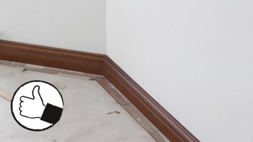 Как правильно пилить углы деревянного плинтуса. Методики обрезания и стыковки багетов 13