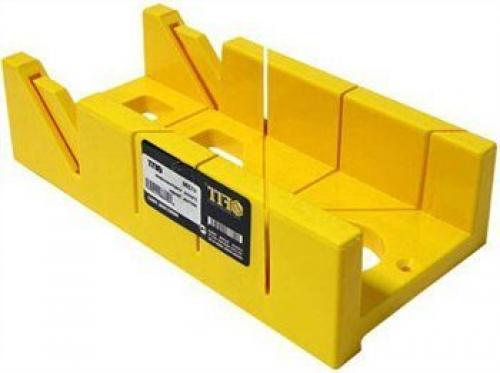 На какую шпаклевку клеить потолочный плинтус. Поэтапное описание