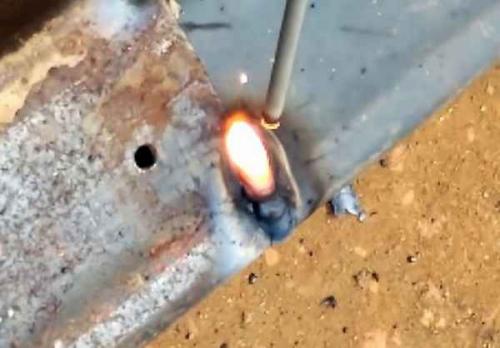 Марка электродов для сварки профильной трубы. Какими электродами лучше варить забор и профильную трубу