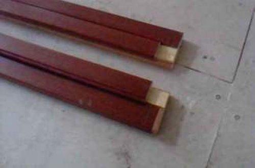 Как и чем запиливать плинтуса и дверные коробки под 45 градусов. Как собрать дверную коробку?