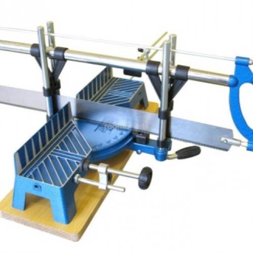 Как правильно сделать угол на деревянном плинтусе. Особенности распила и состыковки деревянного плинтуса 09 Как правильно сделать угол на деревянном плинтусе. Особенности распила и состыковки деревянного плинтуса 09