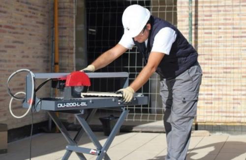 Резка керамогранита под углом 45 градусов в Москве. Резка плитки и керамогранита под 45 градусов в Москве 05