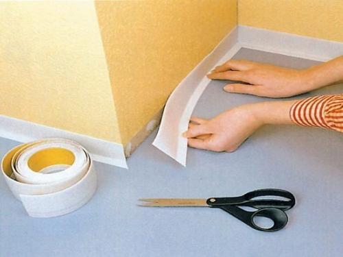 Лента вместо плинтуса на пол. Самоклеющийся плинтус: виды, особенности продукции и рекомендации по монтажу