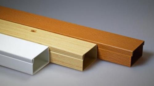 Чем можно заменить потолочный плинтус при обычном потолке. Какую альтернативу можно подобрать на замену потолочным плинтусам