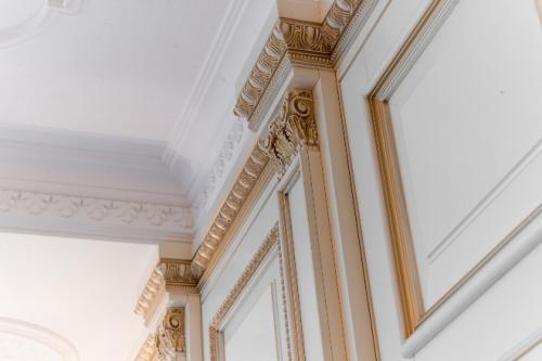 Как выбрать и установить напольные плинтусы. №1. Как выбрать цвет плинтуса? 13