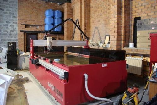 Гидроабразивная резка керамогранита в Москве. Гидроабразивная резка в Москве 05