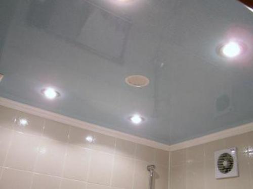 Как стыковать потолочный плинтус пвх. Плинтус для пластикового потолка