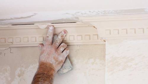 Как клеить потолочный плинтус своими руками. Подготовка самих плинтусов 27