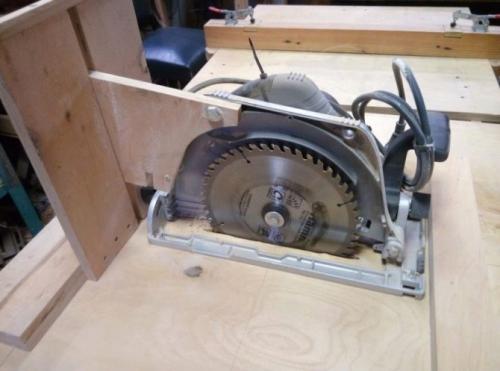 Как торцевать циркулярной пилой. Преимущества и недостатки самодельного прибора